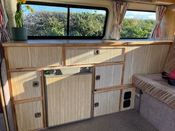 Charlie – VW T25 1.9L petrol - High-Top Auto Sleeper Campervan